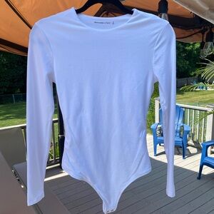 Abercrombie & Fitch Long-Sleeve Cotton-Blend Seamless Fabric Crew Bodysuit